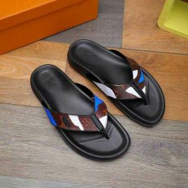 Picture of LV Slippers _SKU491958383421942